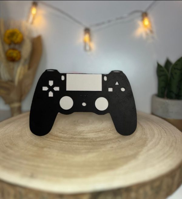 Comando Personalizado em MDF: O Toque Criativo para os Seus Jogos