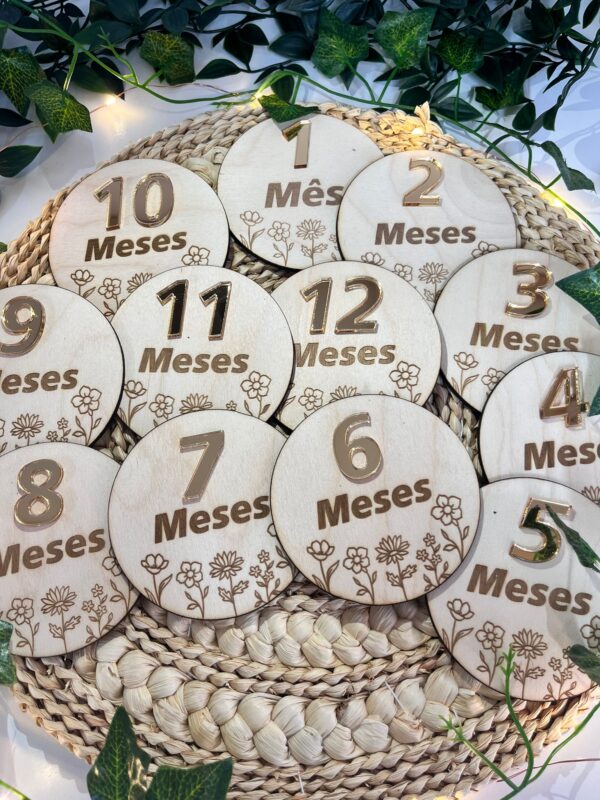 Lembrança dos 12 Meses do Bebé em MDF e Acrílico – Personalização Única e Especial