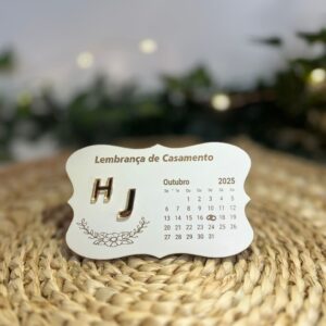 Lembrança de Casamento Personalizada – MDF com Íman e Iniciais dos Noivos em Acrílico