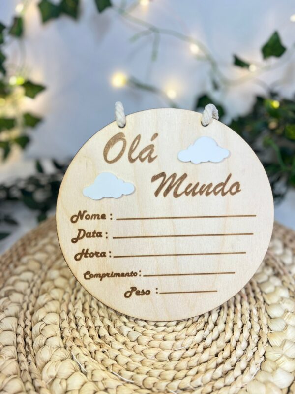 👶 Placa de Nascimento em MDF & Acrílico – Olá Mundo